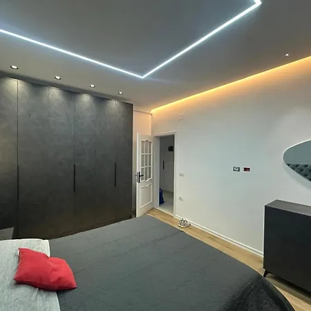 Skanderbeg House * Kruje